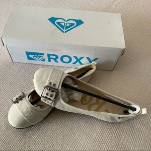 NEW Roxy Womens Flats - Size 6 1/2